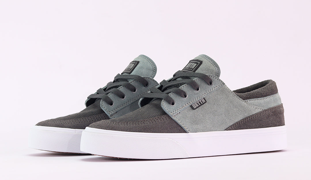 V2 Lowcut