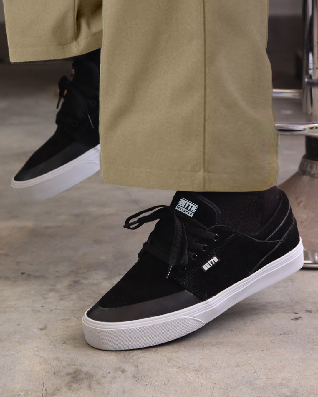 Plus Lowcut Black